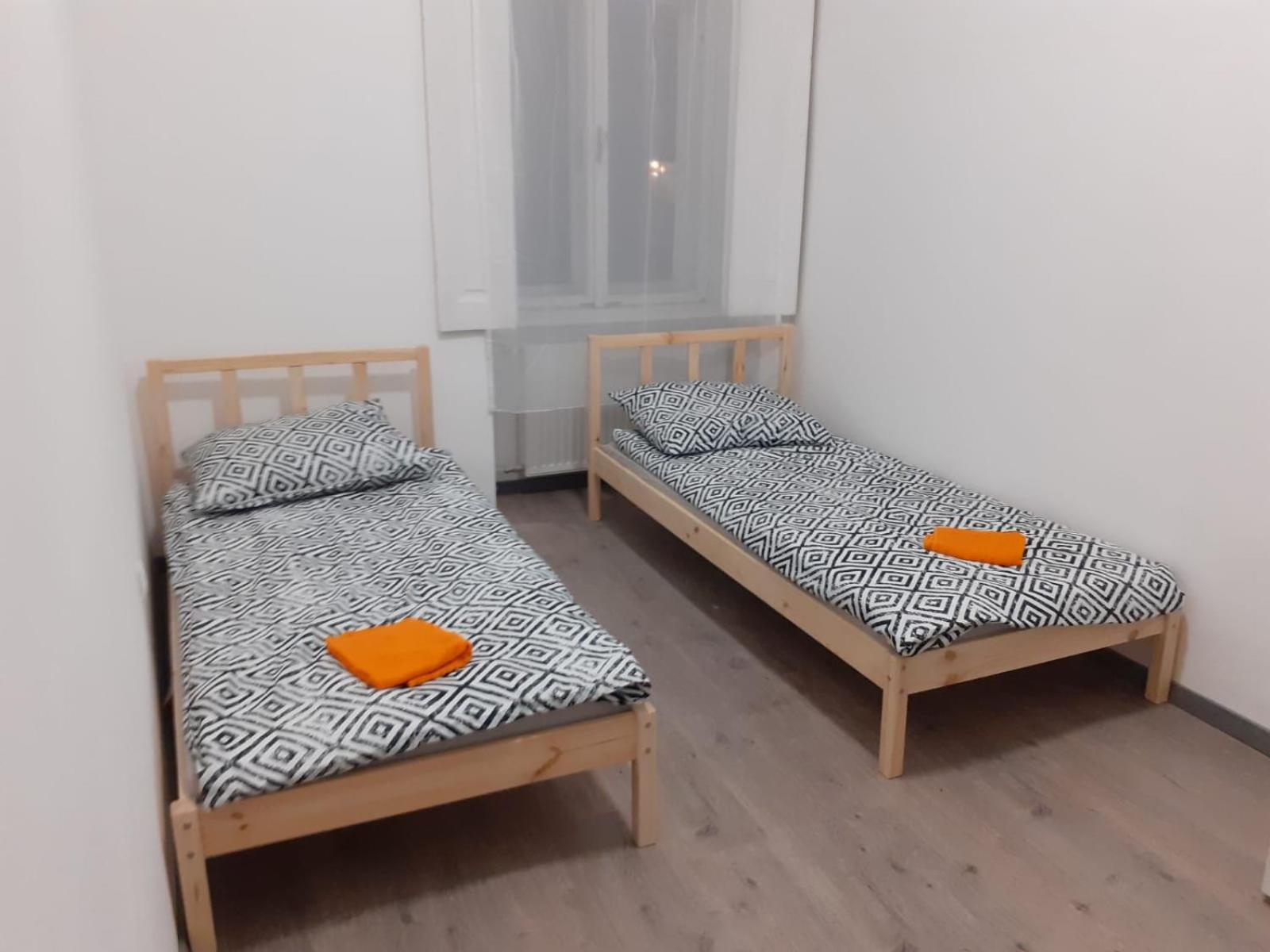 Fantomas*** N3 City Center Apartments 2 Bedroom + Living Room Apartment Szombathely Exterior foto